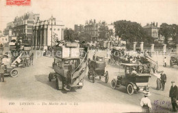 73781847 London__UK The Marple Arch Pferdebus Automobil - Autres & Non Classés