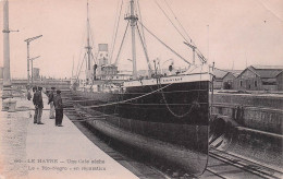 Le Havre - Une Cale Seche - Le Rio Negro En Preparation   -  CPA °J - Non Classés