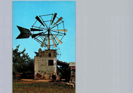 Moulin Typique, Mallorca - Windmills