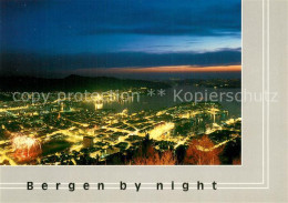 73715259 Bergen Norwegen Stadtpanorama Nachtaufnahme Bergen Norwegen - Norway