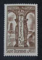 St TROPHIME YT N°302 3F50 Brun NEUF** - Neufs