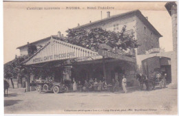 07 - RUOMS - L'ARDECHE ILLUSTREE - LE GRAND HOTEL THEODORE - ANCIENNE AUTOMOBILE ET ATTELAGE DEVANT LA REMISE - Ruoms