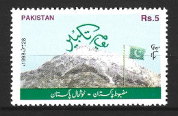 PAKISTAN. N°994 De 1999. Essais Nucléaires. - Atom