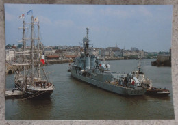 44 Loire Atlantique CPM  Nantes Le Port Arrivée Du Bateau Maillé Brézé Le 8 Juin 1988 - Nantes