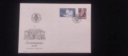 C) 1985. SWEDEN. FDC. 250 YEARS OF THE ART ACADEMY. DOUBLE STAMP. XF - Otros & Sin Clasificación