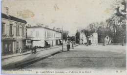 C. P. A. : 33 : CAUDERAN : L'Avenue De La Mairie, "Pharmacie", "Mercerie", Animé - Bordeaux