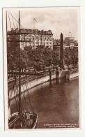 Royaume-uni . London . Ariver View Of The Savoy Hotel And Cléopatras Needle - River Thames