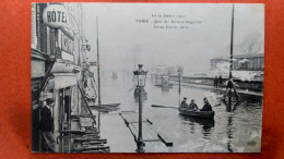 CPA (75) Crue De La Seine.1910. Paris. Quai Des Grands Augustins .  (7A.730) - Paris Flood, 1910