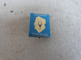 Insigne Militaire Parachutiste OPEX TACAUD - TCHAD - Army
