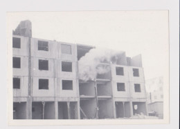 Panel Building In Construction, Scene, Odd Vintage Orig Photo 12.9x9.2cm. (34444) - Voorwerpen