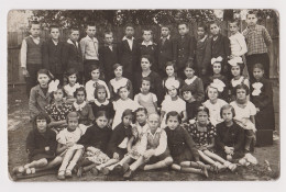 Boys And Girls, Portrait In School Yard, Vintage 1920s Orig Photo 13.8x8.8cm. (67587) - Anonymous Persons