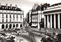 Nantes - Place Graslin - Café LE MOLIERE - Automobile Voiture Ancienne - Nantes