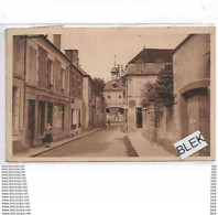 89 . Yonne : Cravant : La Rue D ' Orléans  Et Le Porche . - Sonstige & Ohne Zuordnung