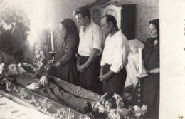 Post Mortem Dead Man In Open Casket Funeral Old Photo - Begrafenis