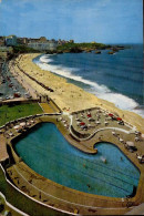 BIARRITZ   ( PYRENEES ATLANTIQUES )    LA PISCINE DE L ' HOTEL DU PALAIS . LES CASINOS - Biarritz