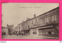 CPA (Réf: Z 3891) VILLERÉAL (47 LOT & GARONNE)Place Du Marché (animée, Café) - Autres & Non Classés