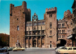 Automobiles - Narbonne - L'Hôtel De Ville Et Sa Tour Sarrasine - CPM - Voir Scans Recto-Verso - Toerisme