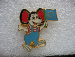 Pin's De La Souris, Emblème Du Parc D'attraction Europa-park à Rust En Allemagne - Otros & Sin Clasificación