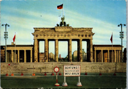 51810 - Deutschland - Berlin , Brandenburger Tor Nach Dem 13. August 1961 - Gelaufen  - Other & Unclassified