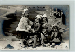 12084108 - Schlitten Winter Kinder Auf Schlitten - Other & Unclassified
