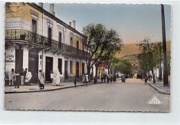 Algérie - AKBOU - Rue Principale - Café Du Progrès - Ed. Photo-Africaines 17 - Andere & Zonder Classificatie