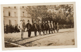 Snapshot Groupe 54e Brigade Gap Militaire Soldat Defile - Guerre, Militaire