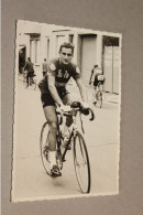 CPA PHOTO - CYCLISME VELO - COUREUR A IDENTIFIER - WIELRENNER TE IDENTIFICEREN ( ROESELARE ROULERS ) - Radsport