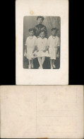 Kinder - Gruppenfoto Mädchen Weiße Kleider Strenge Mutter 1912 Privatfoto - Ritratti