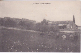 07 - ARDECHE - LES SALYMES - VUE GENERALE - ENFANTS DANS UN PRE - Autres & Non Classés