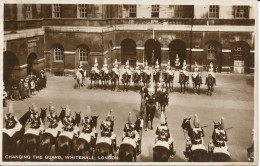 PC34555 Changing The Guard. Whitehall. London. 1927. RP - Autres & Non Classés