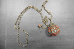 Collier Ancien Tibétain Chaîne Métal Argenté Flacon Parfum Perles Corail Tibet - Ethnisch