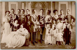 39780408 - Kaiserin Auguste Victoria Kronprinz Wilhelm Familie - Königshäuser