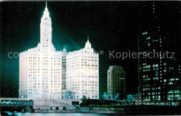 72750446 Chicago_Illinois Wrigley Building And Tribune Tower At Night - Sonstige & Ohne Zuordnung