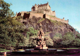 72741184 Edinburgh Castle And Fountain Edinburgh - Otros & Sin Clasificación