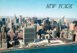 72736966 New_York_City East River With Manhatten Skyline Aerial View - Autres & Non Classés