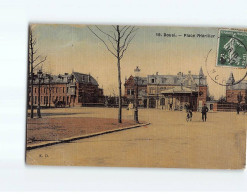 DOUAI : Place L'Héritier - état - Douai