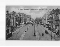 BIARRITZ : La Place De La Liberté Et La Gare Du B.A.B. - Très Bon état - Biarritz