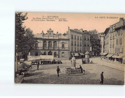 BAYONNE : La Place Saint-Esprit, La Fontaine Et L'Inscription Maritime - Très Bon état - Bayonne