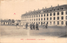 77-COULOMMIERS-LA CASERNE-N°T2411-C/0275 - Coulommiers