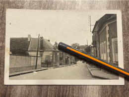 V162B - Rare Carte Photo - BENGY Sur CRAON - Intérieur Du Village - Cher - Sonstige & Ohne Zuordnung