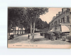 NEMOURS : L'Avenue Carnot - Très Bon état - Nemours