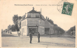 77-MONTEREAU-N°T2412-A/0083 - Montereau
