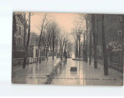 ASNIERES SUR SEINE : Les Inondations De 1910, La Rue De Bretagne - Très Bon état - Asnieres Sur Seine