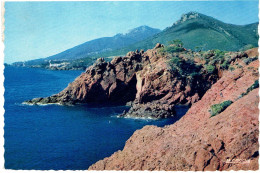 CPSM FRANCE 06 ALPES-MARITIMES DIVERS - La Corniche D'Or - Les Rochers Rouges - 1956 - Autres & Non Classés