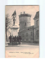 MEHUN SUR YEVRE : Statue De Jeanne D'Arc Et Tour De Charles VII - Très Bon état - Mehun-sur-Yèvre