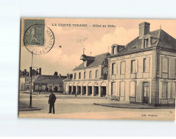 LA FERTE VIDAME : Hôtel De Ville - Très Bon état - Autres & Non Classés