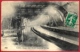 CPA 75005 PARIS "Crue De La Seine" - La GARE SAINT-MICHEL Envahie Par Les Eaux (Station De Métro, Métropolitain) * St - Paris (05)