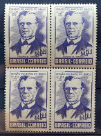 C 300 Brazil Stamp Centenary Creation Banco Do Brasil Visconde De Itaborahy 1953 Block Of 4 - Neufs