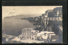 Cartolina Sorrento, Hotel Vittoria E Panorama Della Marina  - Sonstige & Ohne Zuordnung