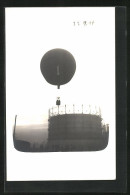 Foto-AK Heissluftballon Beim Starten  - Montgolfières